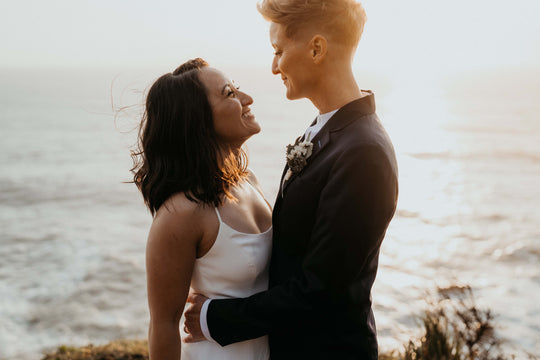 Real Weddings: Leslie and Mary's Oregon Coast Adventure Elopement
