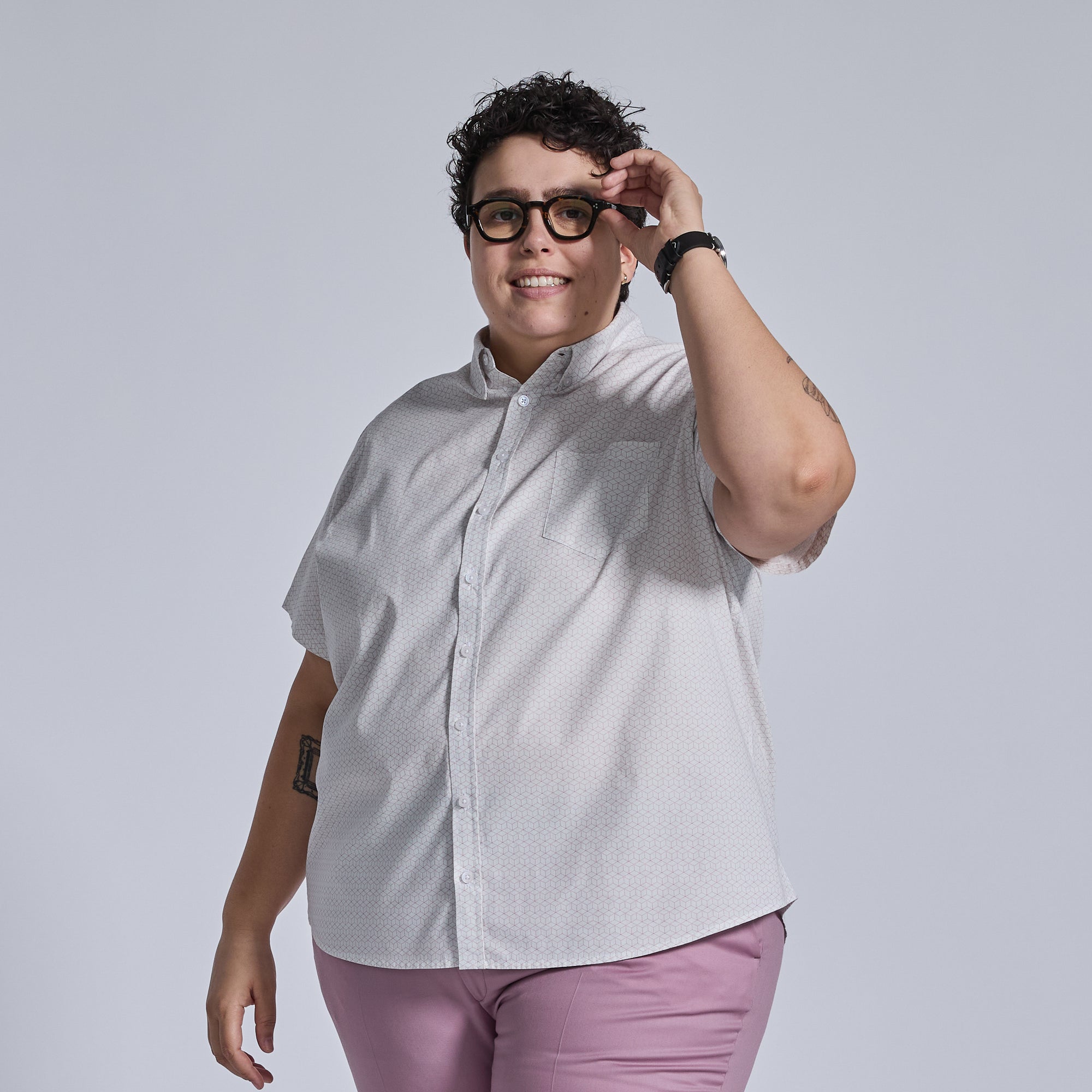 White short sleeve shirt with pink geometric print by Kirrin Finch. Color: White/Pink Geo