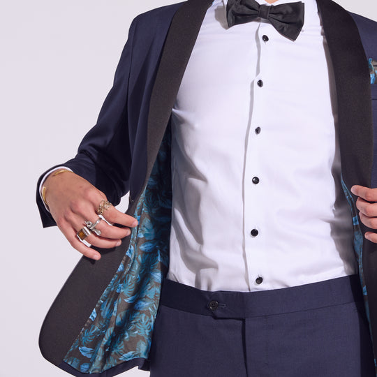 Kirrin Tuxedo with Satin shawl collar