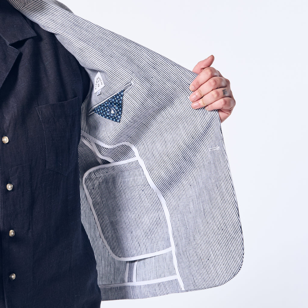 Hampton Blue Stripe Linen blazer with contrast lining on Interior welt pocket Color: Hampton Blue Striped