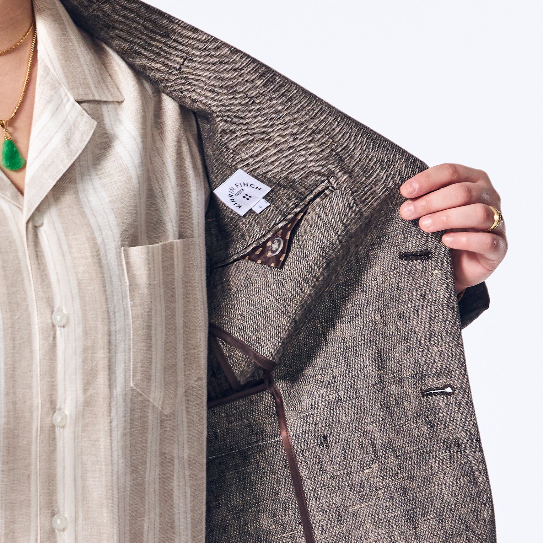 Driftwood Linen blazer with contrast lining on Interior welt pocket