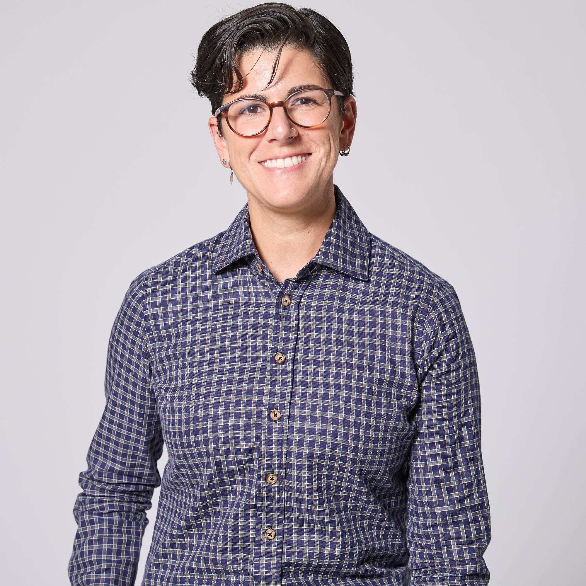 100% cotton Frankie Forest Classic Dress Shirt made by Kirrin Finch.  Color: Forest