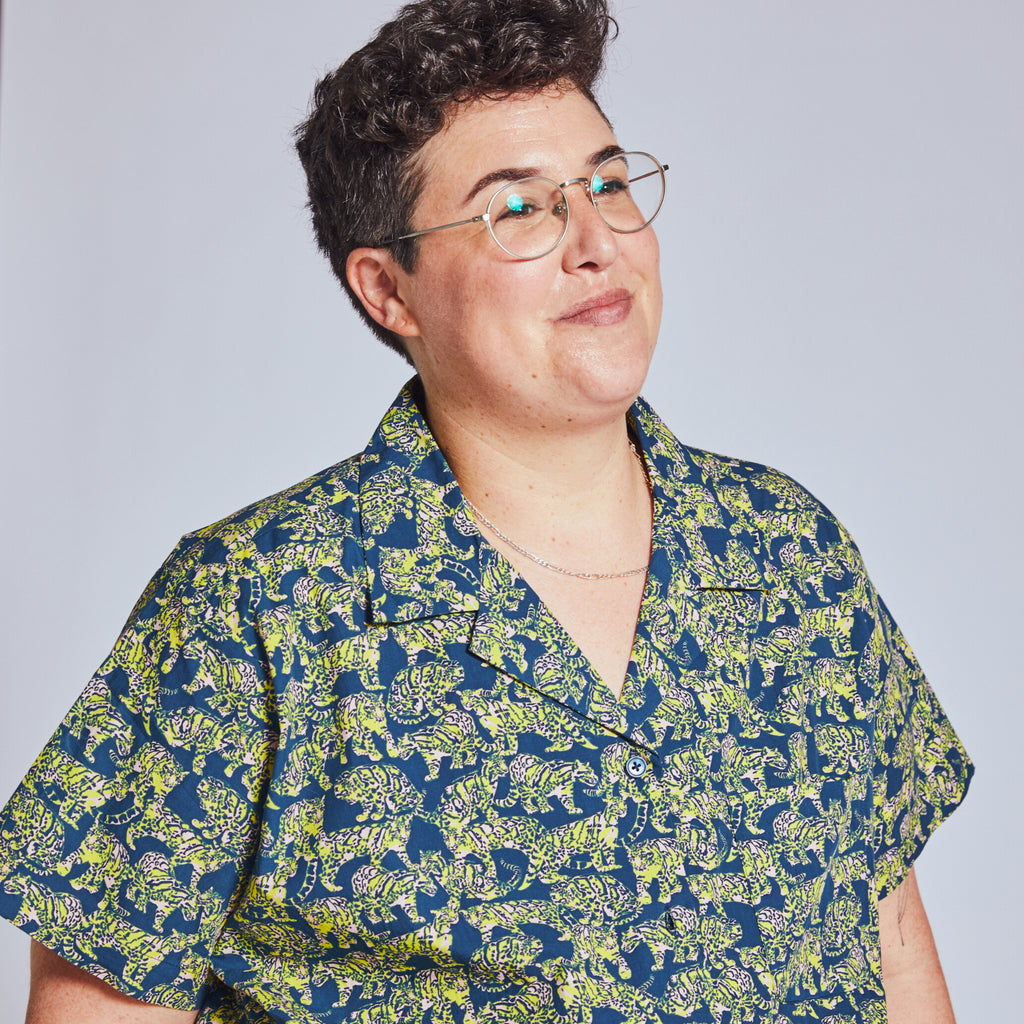 Women and non-binary Camp Shirt in Tiger Print